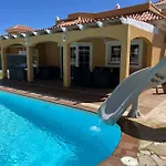 Pearetree - Gorgeous 4 Bedroom With Private Pool * Caleta De Fuste